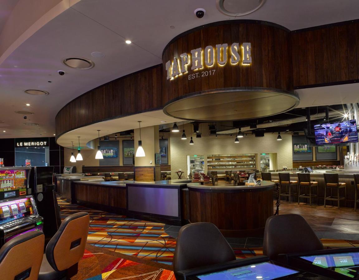 Bally'S Evansville Casino & Hotel Esterno foto